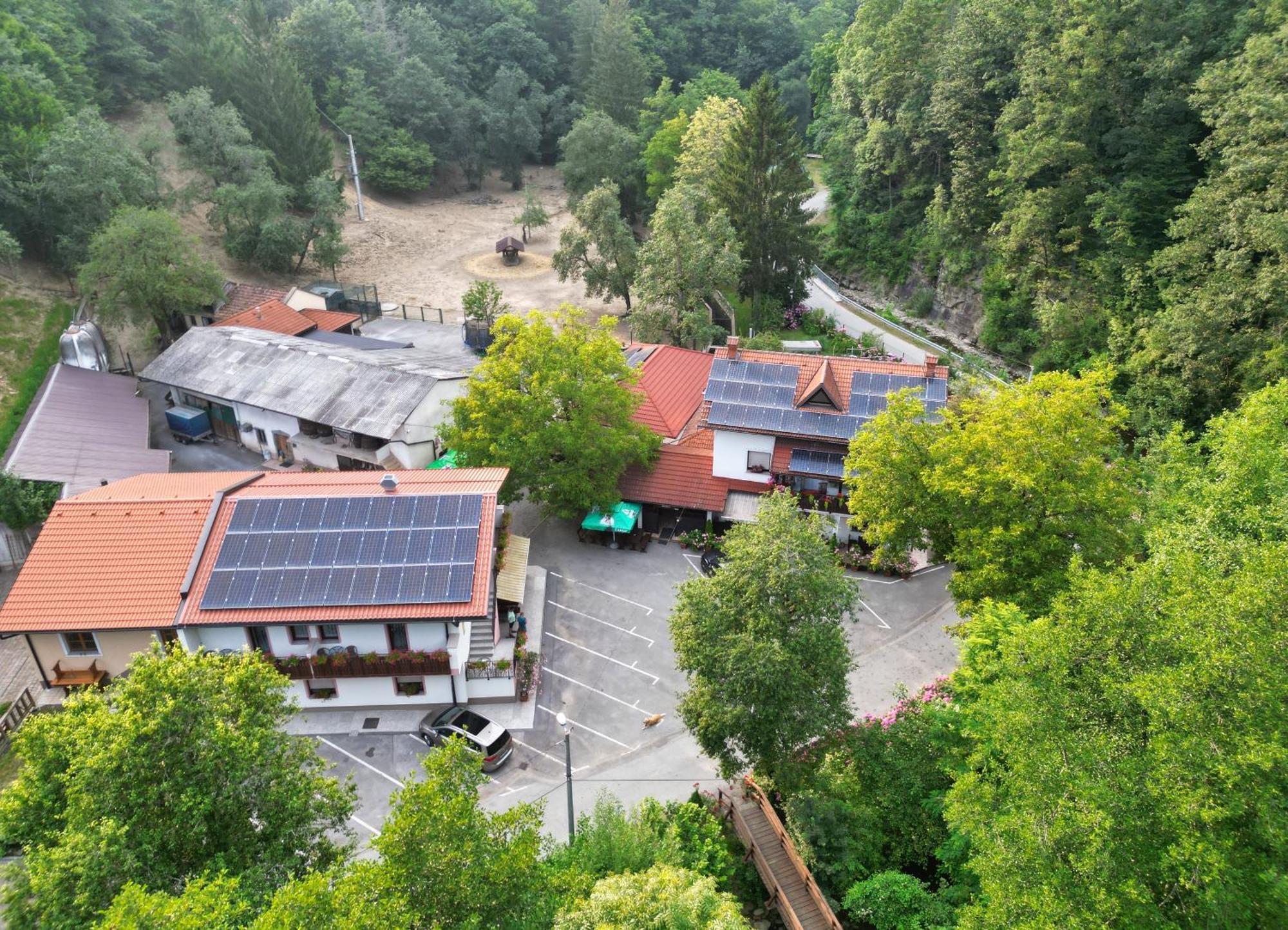 Domacija Bubec Villa Ilirska Bistrica Eksteriør billede